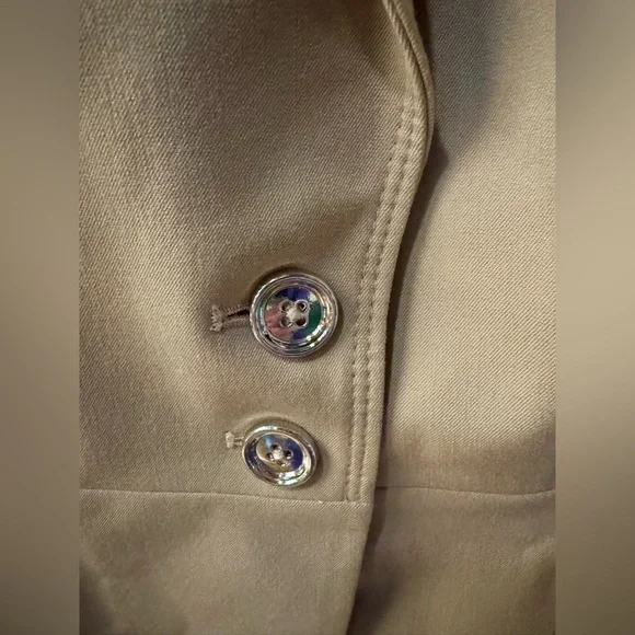 White House Black Market Khaki Blazer Size 14 EUC - Picture 4 of 10